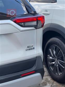 تۆیۆتا ڕاڤ 4